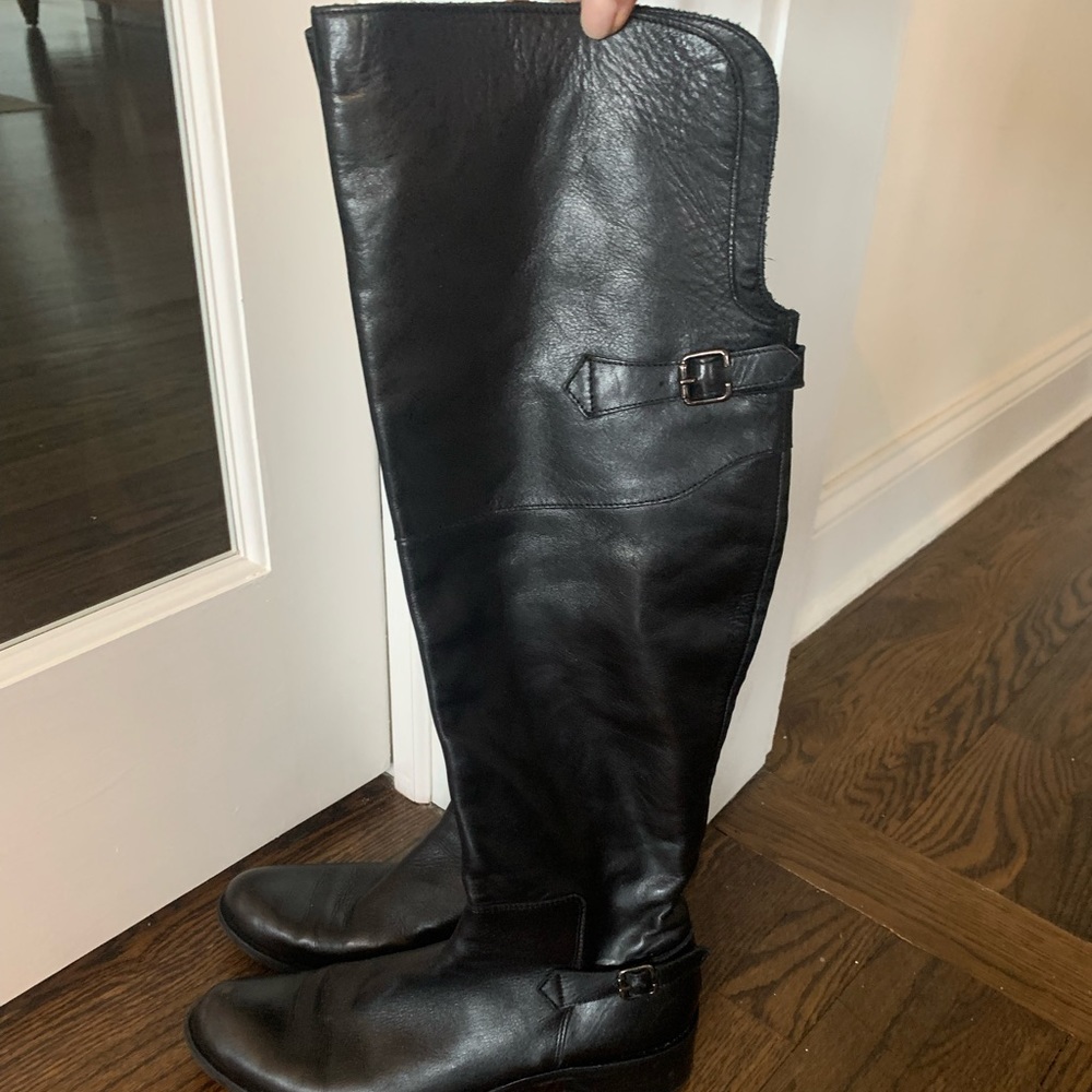 Vero Cuoio Knee High Boots